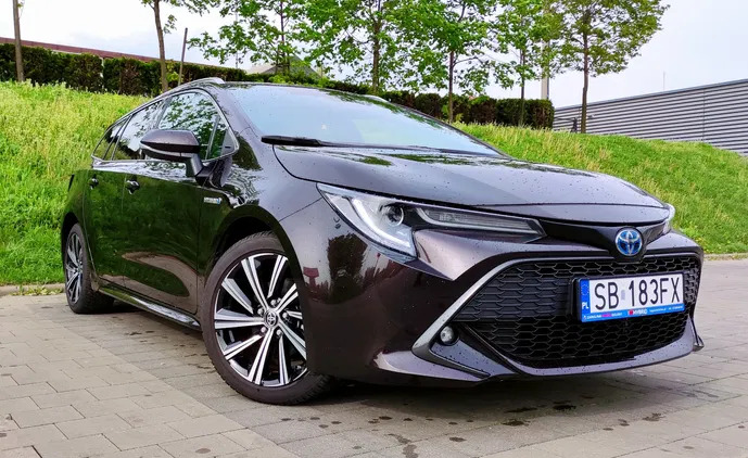 toyota corolla Toyota Corolla cena 95900 przebieg: 66800, rok produkcji 2021 z Biała